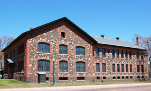building in kaweenaw park